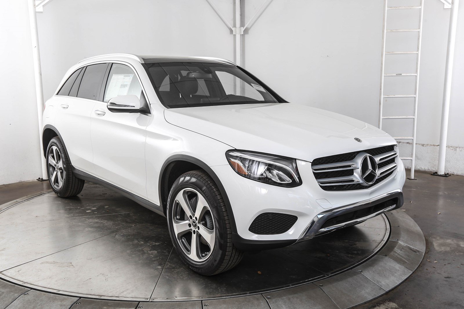 Certified Pre Owned 2019 Mercedes Benz Glc Glc 300 Rwd 4d Sport Utility